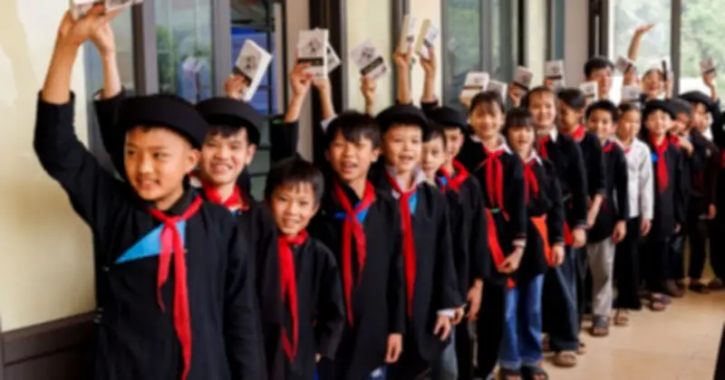 Hành Trình Từ Trái Tim: Gieo hạt giống tri thức, thắp sáng khát vọng cho học sinh vùng cao Hà Giang