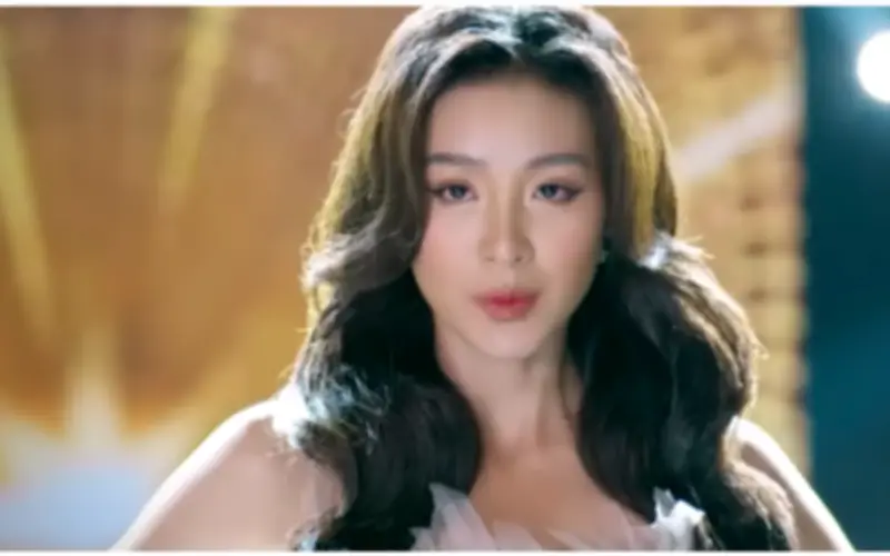 Hoa hậu Vi Minh gặp sóng gió sau đêm đăng quang, dư luận xôn xao