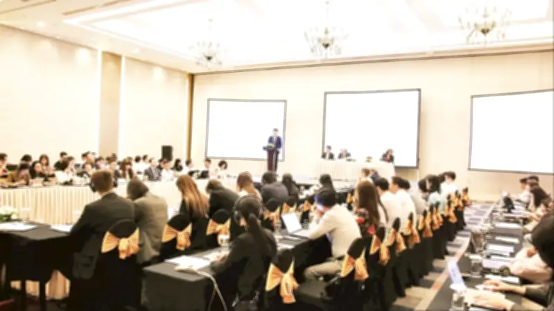 Hoàn Thiện Thể Chế: Chìa Khóa Thúc Đẩy Tăng Trưởng Kinh Tế Hai Con Số