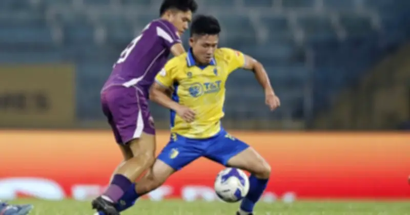 Đỗ Hoàng Hên tỏa sáng cú đúp, CLB Hà Nội thắng đậm 4-2 trước Becamex TP.HCM