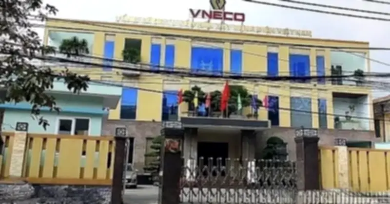 HoSE cảnh báo nhiều cổ phiếu do vi phạm báo cáo tài chính và công bố thông tin