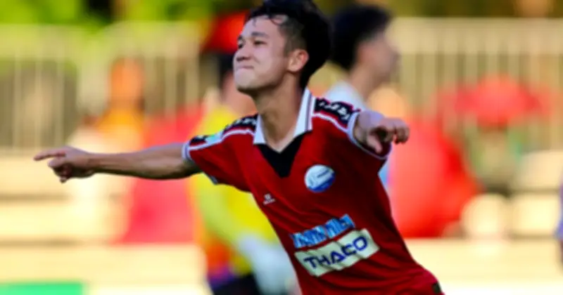 Đội B Trường ĐH Thủy Lợi Tỏa Sáng: Chiến Thắng 3-0 Và Sức Mạnh Kỷ Luật Vượt Trội