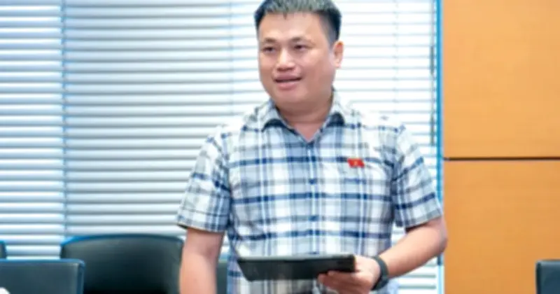 Đại biểu Quốc hội cảnh báo: Dự trữ xăng dầu quốc gia chỉ đáp ứng 7-10 ngày, đe dọa an ninh năng lượng