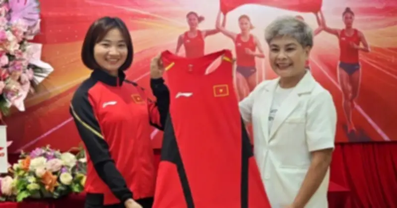 Đội điền kinh Việt Nam và Nguyễn Thị Oanh tiếp tục đồng hành cùng Li-Ning đến năm 2028