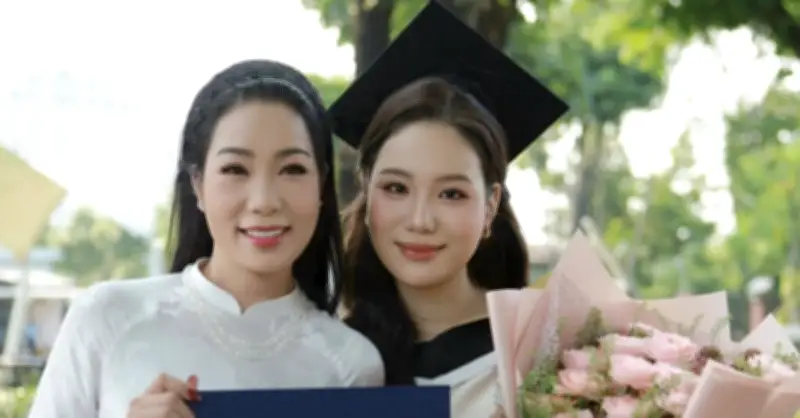 Ái Nữ Cao 1m72, Tốt Nghiệp Giỏi, Tiết Lộ Bất Ngờ Về NSND Trịnh Kim Chi