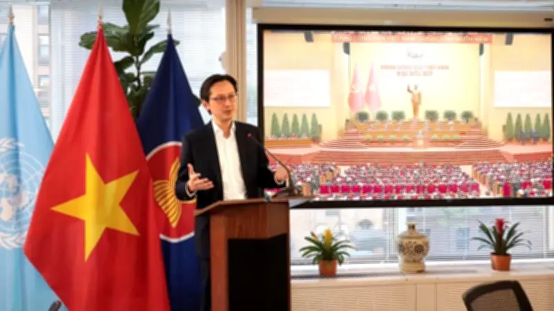 Đại sứ Đỗ Hùng Việt giới thiệu về Đại hội XIV và Kỳ họp Quốc hội khóa XVI với bạn bè Mỹ