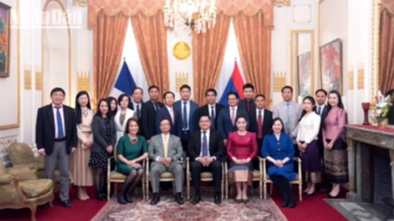 Đại sứ quán Việt Nam - Lào tại Pháp chung vui Tết Bunpimay, tô thắm tình hữu nghị đặc biệt