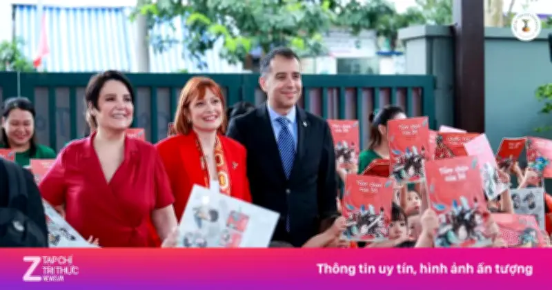 Đại sứ Thổ Nhĩ Kỳ giới thiệu sách tranh thiếu nhi về tình cảm gia đình