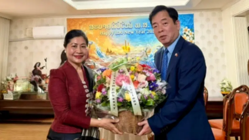 Đại sứ Việt Nam tại Hàn Quốc chúc Tết Bunpimay, củng cố tình hữu nghị Việt-Lào