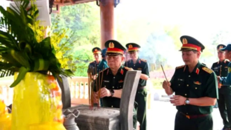 Đại tướng Nguyễn Trọng Nghĩa thăm và làm việc tại các đơn vị quân đội ở Đà Nẵng