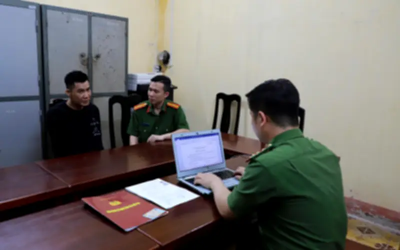 Đối tượng truy nã nguy hiểm bị bắt giữ tại Cà Mau sau khi lên Lào Cai tìm việc