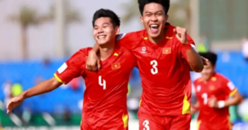 Đội Tuyển Việt Nam Đối Mặt Thách Thức Tìm Kiếm Hậu Vệ Trẻ Kế Cận