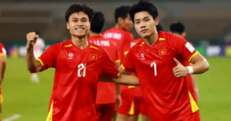 Đội tuyển Việt Nam vẫn chưa trẻ: Áo tuyển còn rộng với lứa U.23