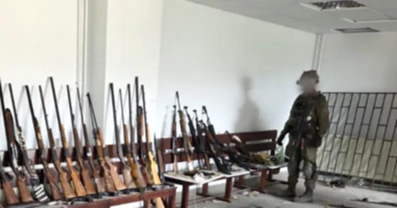 IDF không rút quân khỏi Lebanon, tàu Pakistan vượt eo biển Hormuz