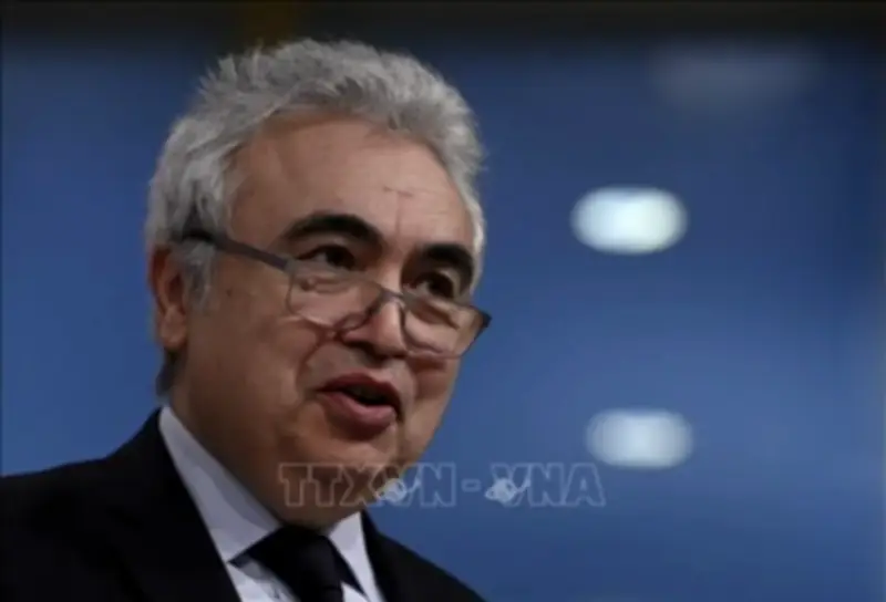 IEA cảnh báo khủng hoảng năng lượng lớn nhất lịch sử, giá dầu biến động dữ dội