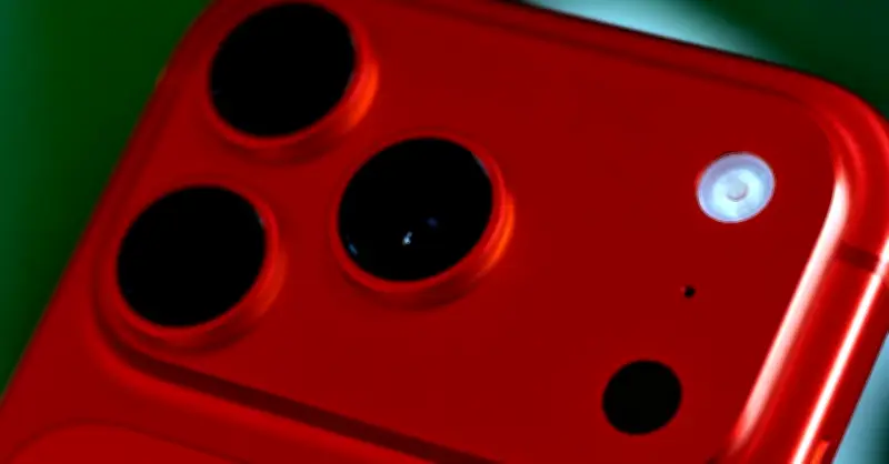 iPhone 18 Pro Max Tiếp Tục Vắng Bóng Màu Đen, Người Dùng Thất Vọng