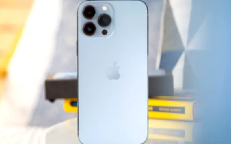 iPhone Pro Max cũ giá chỉ từ 9 triệu đồng, cạnh tranh sòng phẳng với iPhone 17 Pro Max