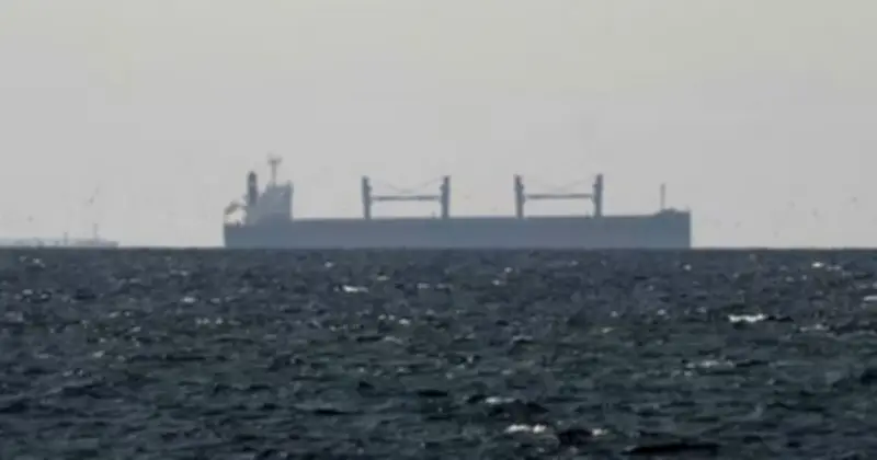 Iran Bác Bỏ Đề Xuất Ngừng Bắn Ngắn Hạn, Eo Biển Hormuz Vẫn Bế Tắc