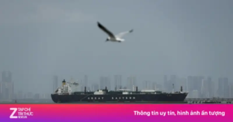 Iran Cương Quyết Không Mở Eo Biển Hormuz, Thách Thức Trực Diện Tối Hậu Thư Của Mỹ