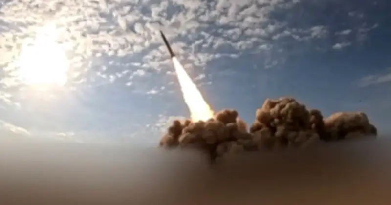 Iran cảnh báo đòn tấn công mạnh hơn sau tuyên bố cứng rắn của Mỹ và Israel