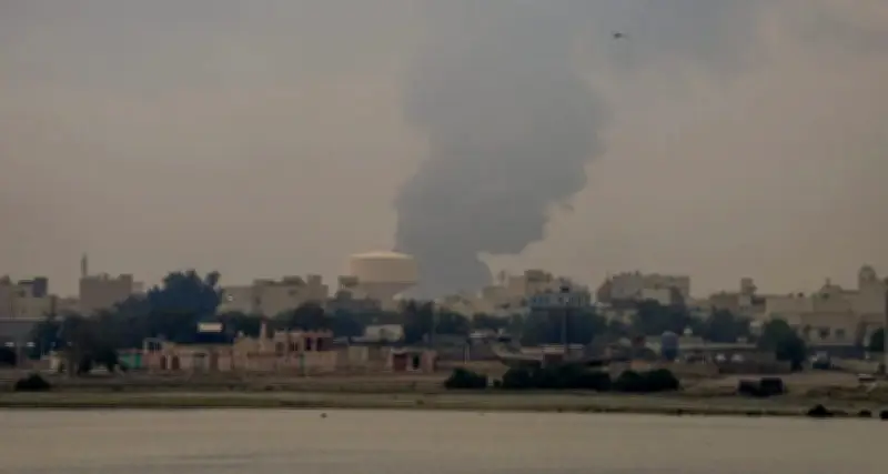 Iran Không Kích Trung Tâm Dữ Liệu AWS Tại Bahrain, Báo Hiệu Chiến Tranh Mạng Mới