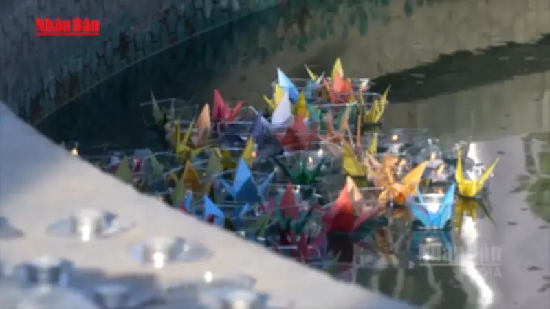 Iran Tổ Chức Lễ Tưởng Niệm Các Nạn Nhân Trong Vụ Không Kích Trường Tiểu Học