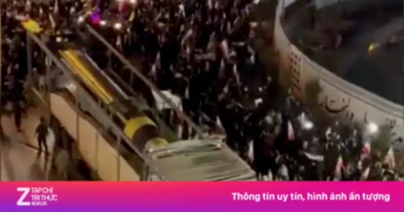 Iran Trình Diễn Sức Mạnh Quân Sự Với Hàng Loạt Tên Lửa Đạn Đạo