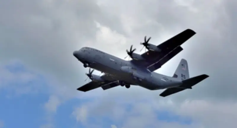 Iran tuyên bố bắn hạ 4 máy bay trong chiến dịch Mỹ giải cứu phi công