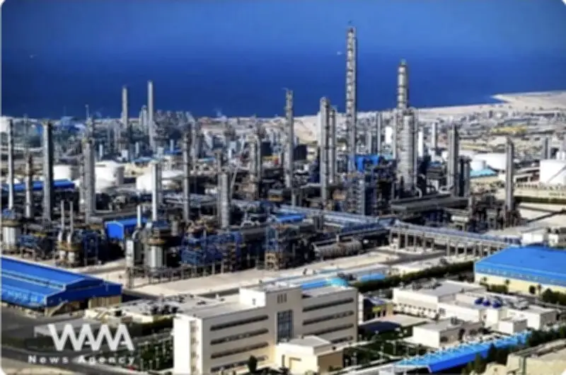 Israel Tấn Công Cơ Sở Hóa Dầu Lớn Nhất Iran, Căng Thẳng Leo Thang