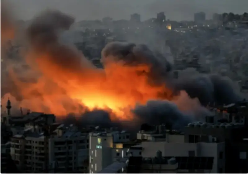 Israel và Hezbollah leo thang căng thẳng, đối đầu quân sự ác liệt