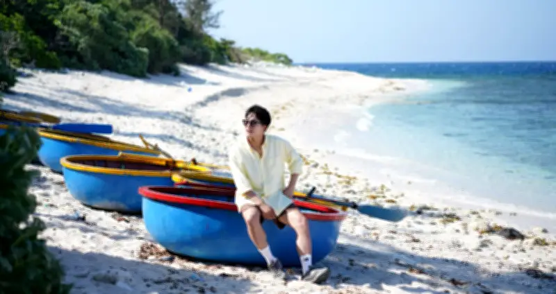 Điều Bất Thường Thú Vị Trên Hòn Đảo Được Ví Như Maldives Của Việt Nam