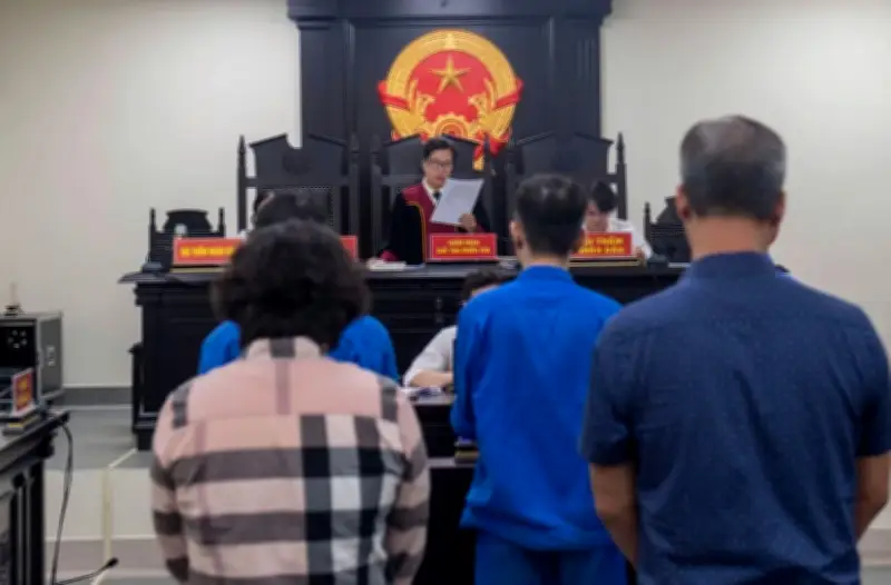 Điều Tra Bổ Sung Vụ 6 Cựu Cán Bộ Quản Lý Xây Dựng Phường Thanh Trì Nhận Hối Lộ