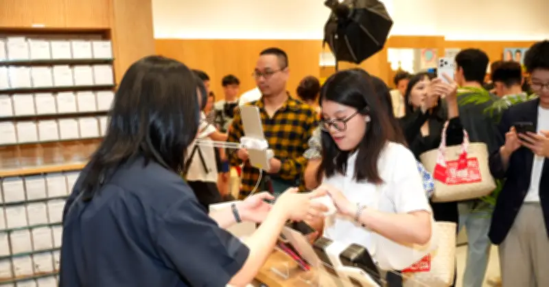 JINS mở cửa hàng đầu tiên tại Hà Nội, mở rộng thị trường kính mắt trung cao cấp
