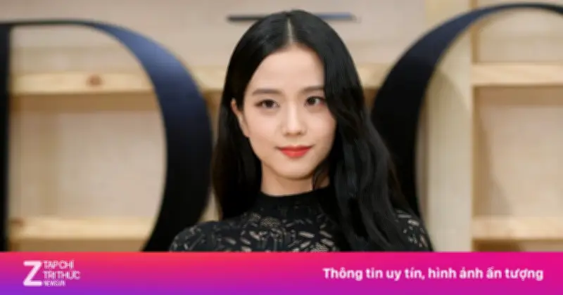 Jisoo thắng giải Ngôi sao đang lên tại Cannes gây tranh cãi dữ dội