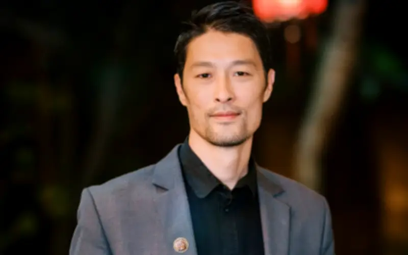 Johnny Trí Nguyễn tái xuất màn ảnh với vai Hữu tướng quân trong phim huyền sử vua Đinh