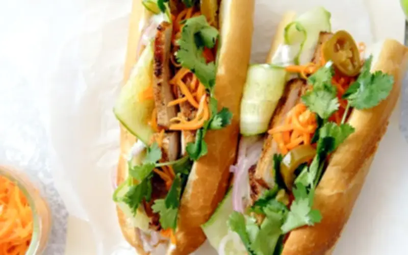 Đắk Lắk: 86 người ngộ độc do bánh mì nhiễm khuẩn Salmonella, tiệm bị phạt 80 triệu đồng