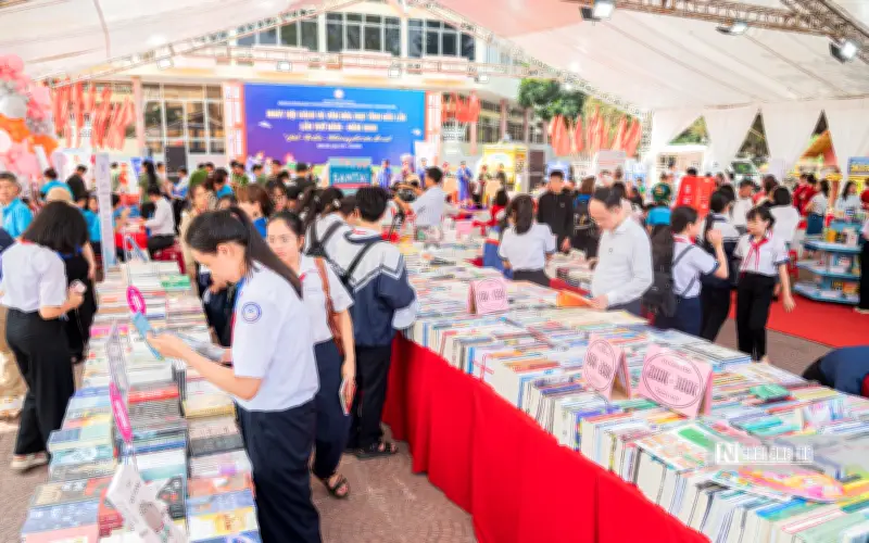 Đắk Lắk bổ sung 10.000 bản sách mới mỗi năm, khai mạc Ngày Hội Sách 2026