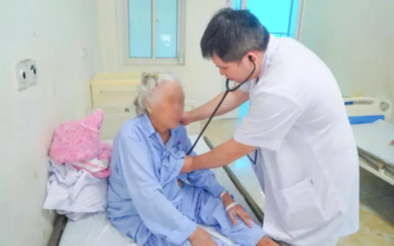 Kỳ tích cứu sống cụ bà 91 tuổi bằng kỹ thuật thay van tim qua da