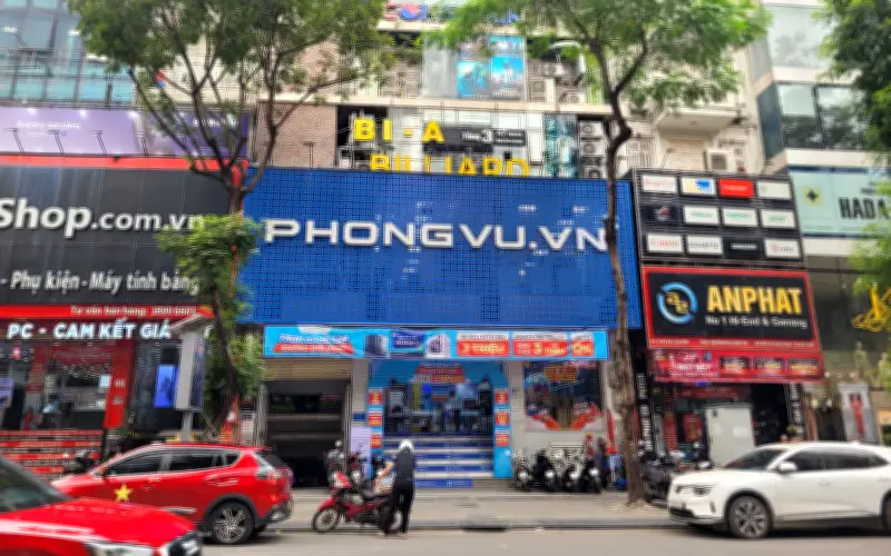 Khách hàng mua laptop HP từ Phong Vũ gần 36 triệu, nhận máy lỗi không quay video