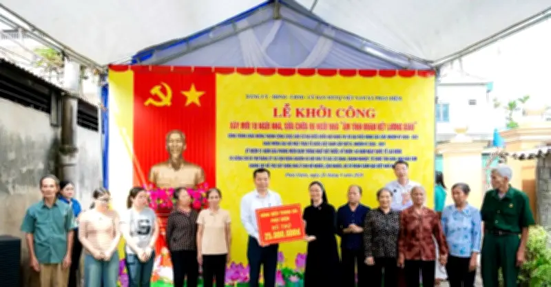 Khởi công 16 ngôi nhà 'Ấm tình đoàn kết lương-giáo' tại xã Phát Diệm