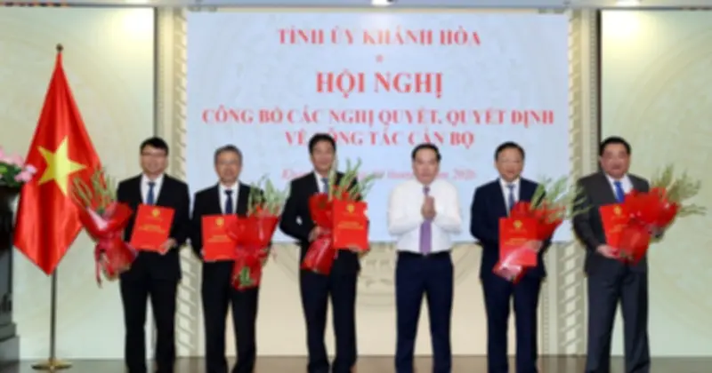 Khánh Hòa Công Bố Loạt Quyết Định Nhân Sự Chủ Chốt Cho Nhiệm Kỳ 2026 - 2031