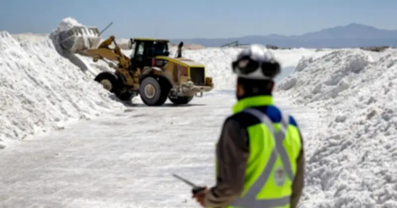 Kho báu 1.500 tỷ USD trong núi lửa khiến Mỹ vừa mừng vừa lo