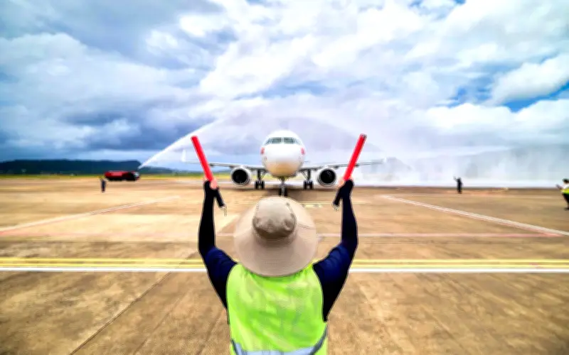 Khu vực tư nhân tham gia hàng không: Cơ hội và thách thức trong phát triển hệ sinh thái