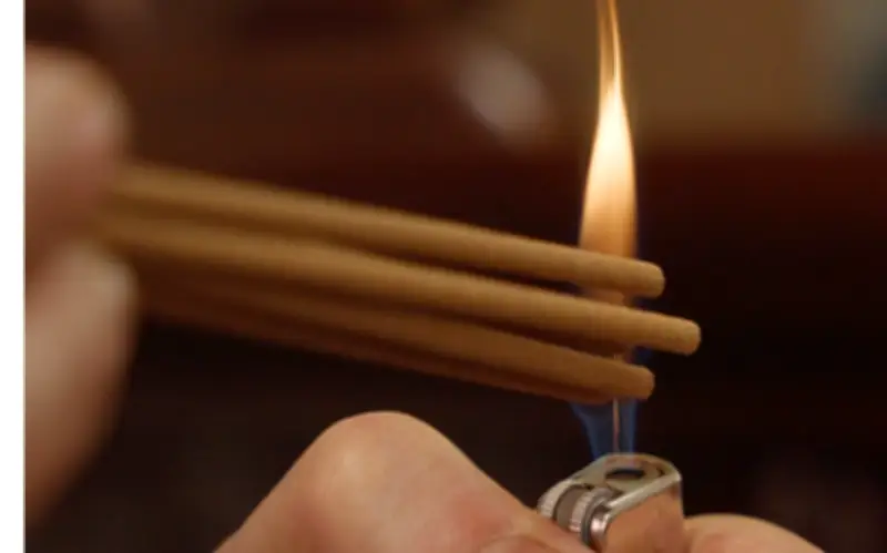 Khung Giờ Đẹp Thắp Hương Ngày Mai Rằm Tháng 2 Âm Lịch 2026 Và 3 Việc Nên Làm