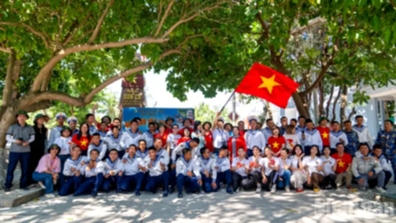 Kiều bào háo hức với hải trình thăm Trường Sa và nhà giàn DK1