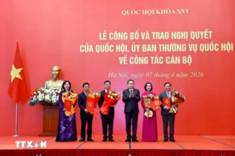 Lễ công bố và trao Nghị quyết của Quốc hội, Ủy ban Thường vụ Quốc hội