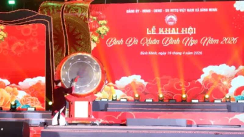 Lễ hội Bình Đà 2026 khai mạc với chủ đề 'Hào khí Lạc Hồng - Hội tụ và lan tỏa'