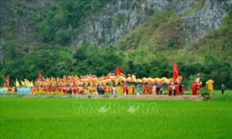 Lễ hội chùa Tào Động, chuyển đổi số giáo dục, phát triển đảng trong doanh nghiệp
