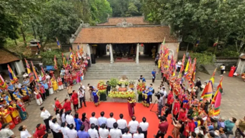 Lễ Hội Đền Bà Triệu 2026 Khai Mạc Trọng Thể, Tưởng Niệm Anh Hùng Liệt Nữ