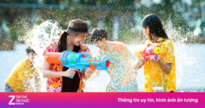 Lễ Hội Té Nước Phuket Trở Lần Thứ 11 Với Quy Mô Hoành Tráng Nhất